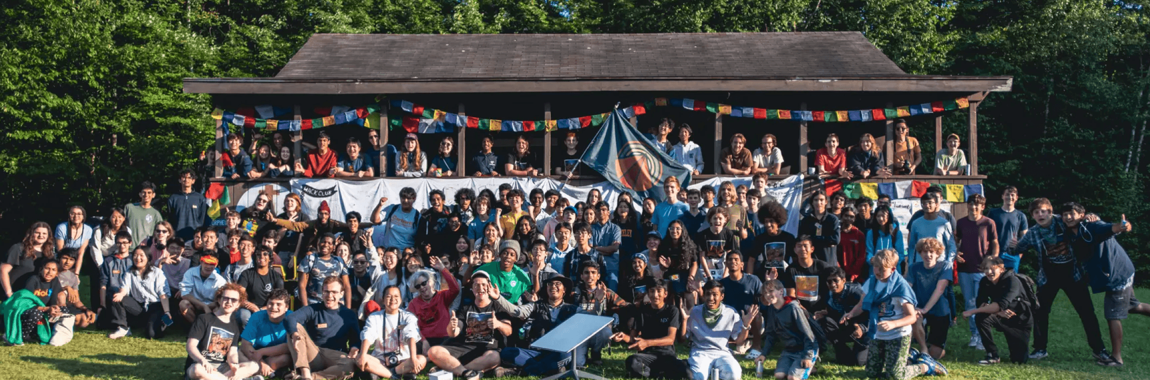 Des membres de Hack Club à un hackathon